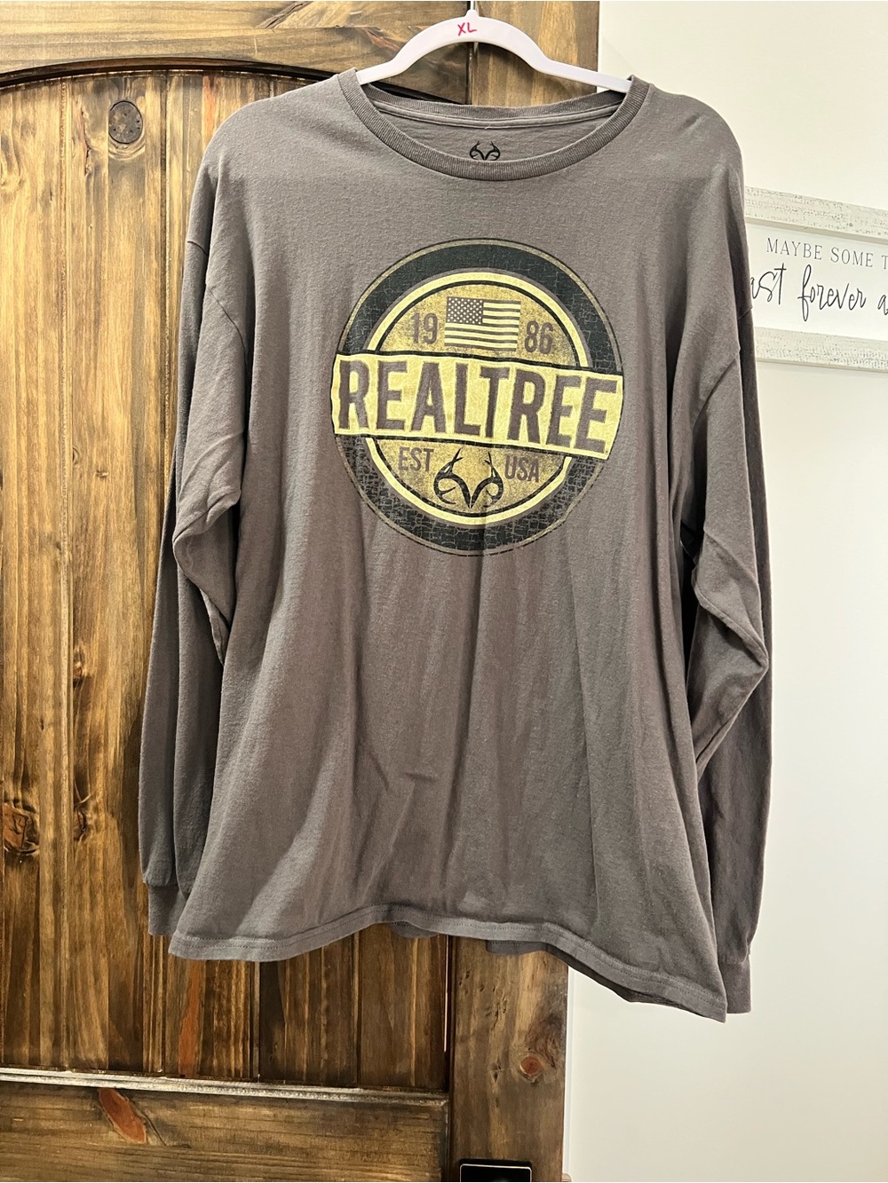 Realtree Men's Long Sleeve Logo Tee — Gray with Yellow Accent
